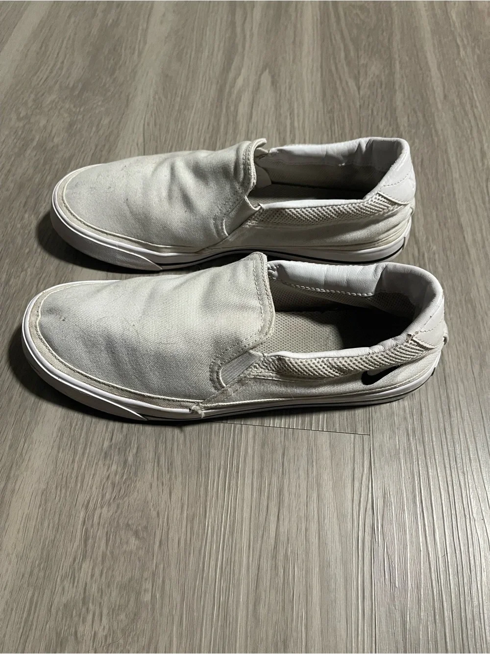 Nike classic slip